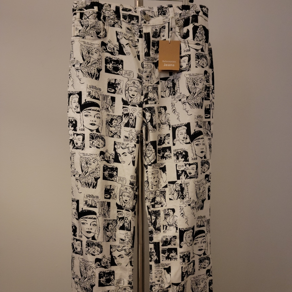 BNWT Reformation Comic/Newsprint High Waisted Straight Leg Jeans